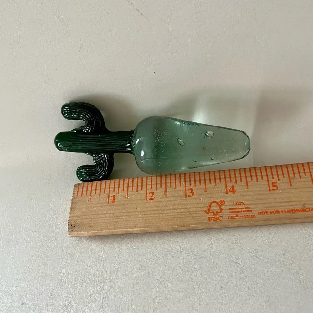 Green and Clear Glass Cactus stopper